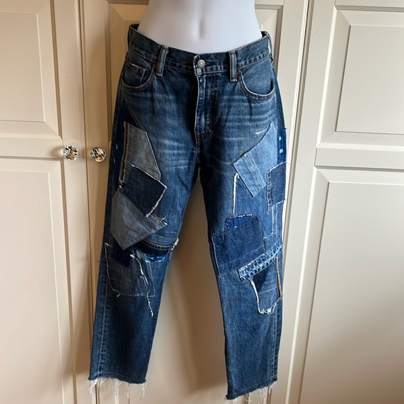Ralph Lauren Polo
Avery Boyfriend Crop Distressed
Patchwork Jeans  size 27 - Picture 8 of 17